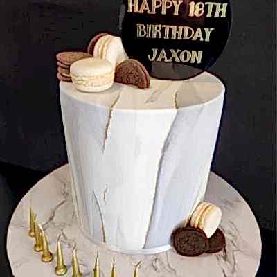 18th/21st Birthday Cakes 32