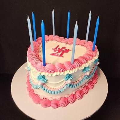 18th/21st Birthday Cakes 34